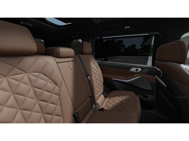 2027 BMW X7 Base