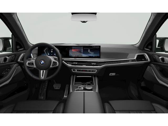 2027 BMW X7 Base
