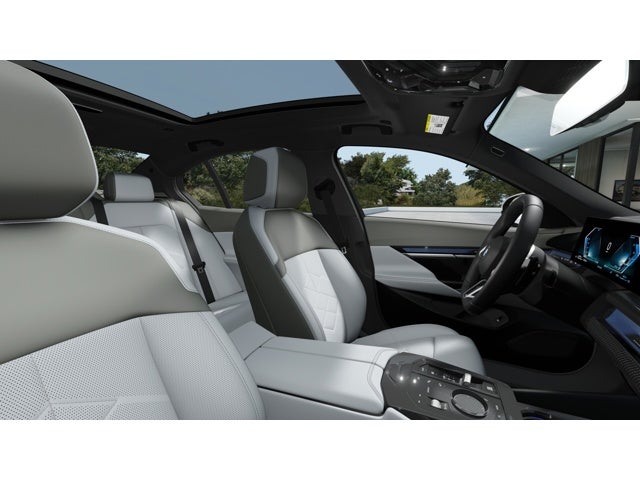 2026 BMW 550e Base