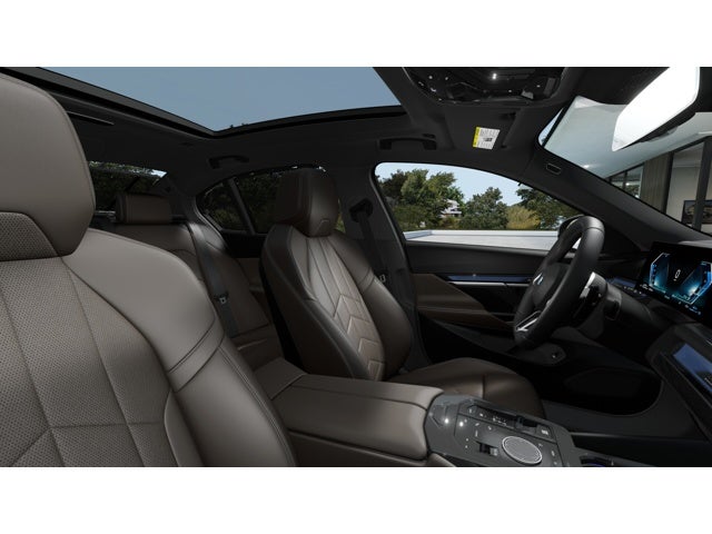 2027 BMW 550e Base