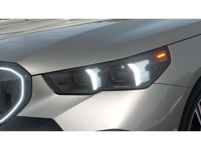 2027 BMW 550e Base