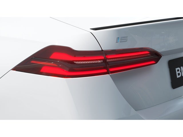 2026 BMW i5 M60