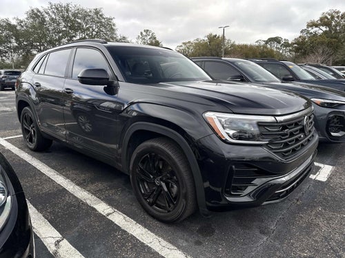 2025 Volkswagen Atlas Cross Sport 2.0T SEL R-Line Black