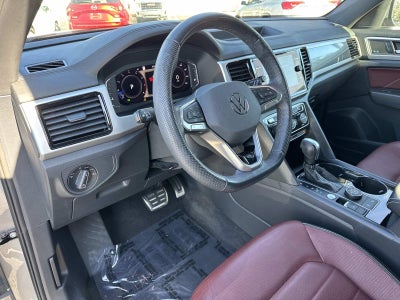 2022 Volkswagen Atlas Cross Sport 3.6L V6 SEL Premium R-Line