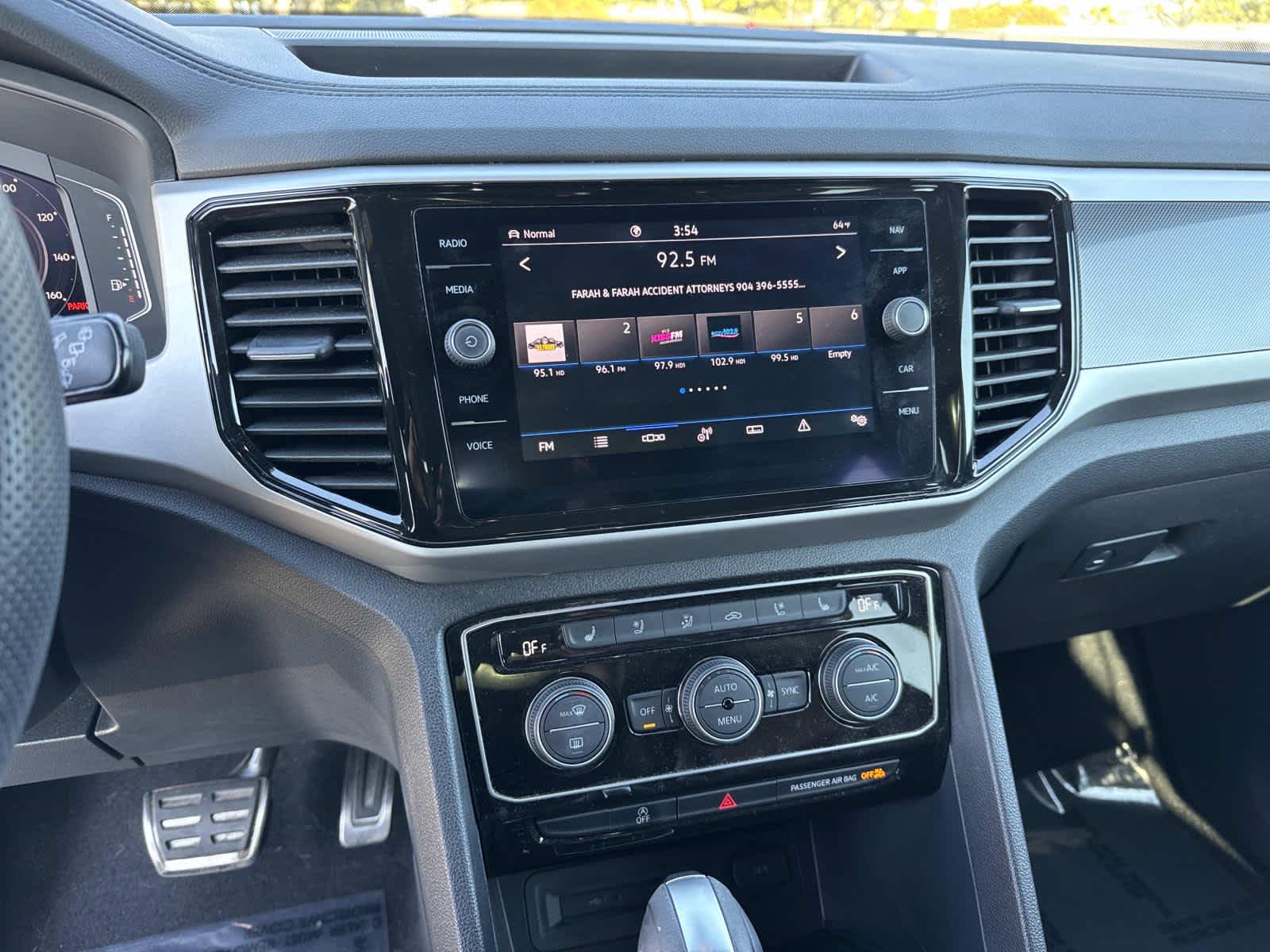 2022 Volkswagen Atlas Cross Sport 3.6L V6 SEL Premium R-Line