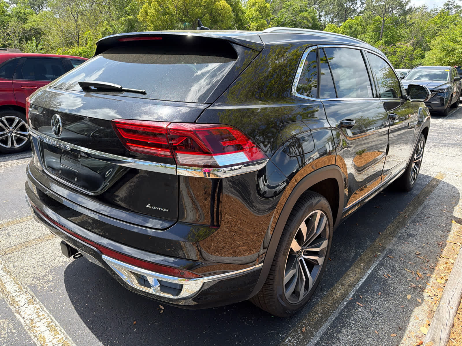 2023 Volkswagen Atlas Cross Sport 3.6L V6 SEL Premium R-Line