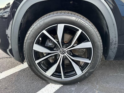 2024 Volkswagen Atlas 2.0T SEL Premium R-Line