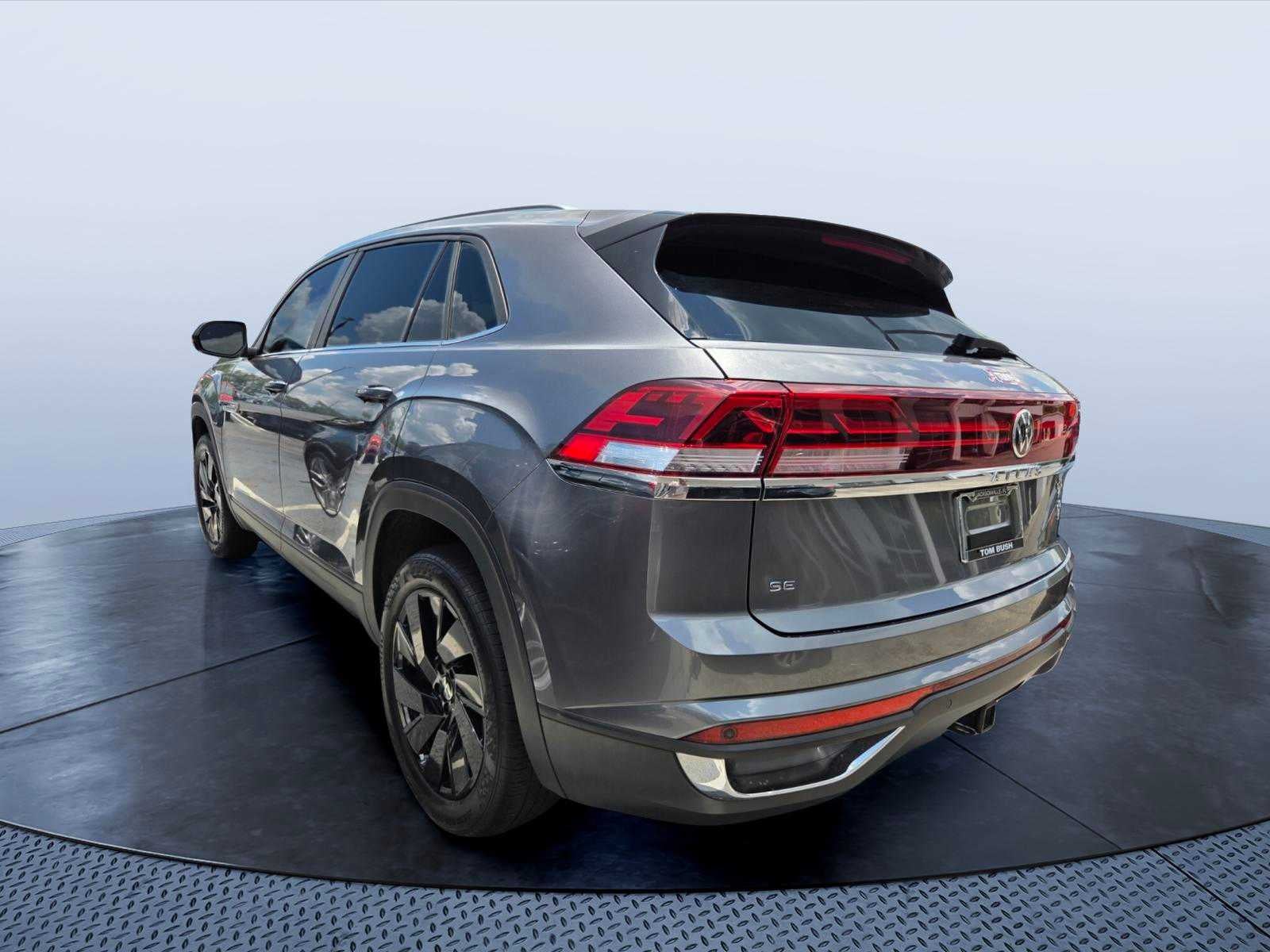 2024 Volkswagen Atlas Cross Sport 2.0T SE w/Technology