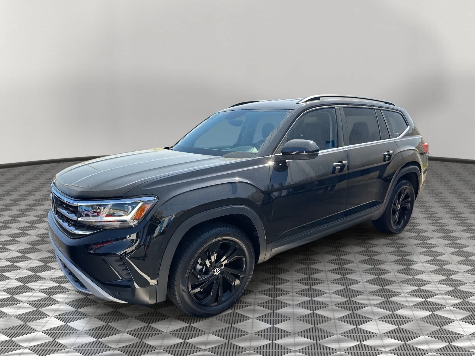 2023 Volkswagen Atlas 2.0T SE w/Technology