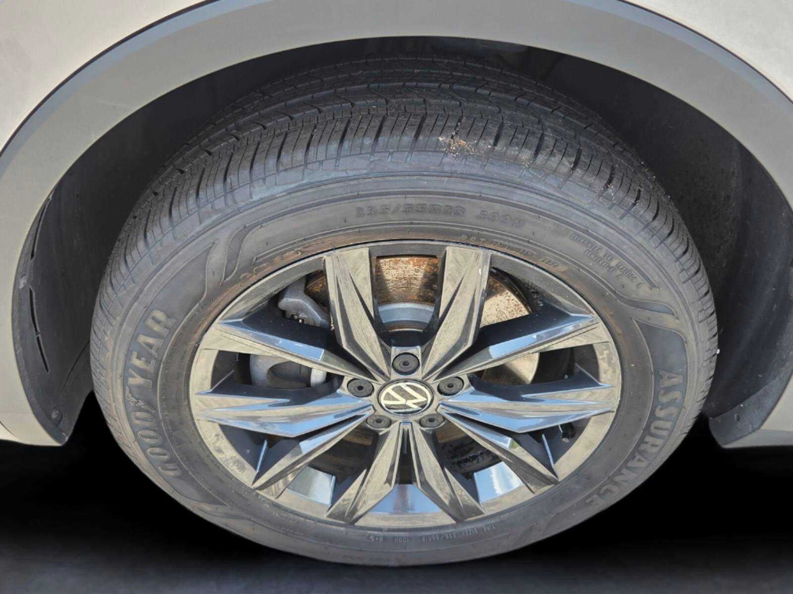 2024 Volkswagen Tiguan SE