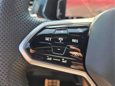 2022 Volkswagen Tiguan SEL R-Line