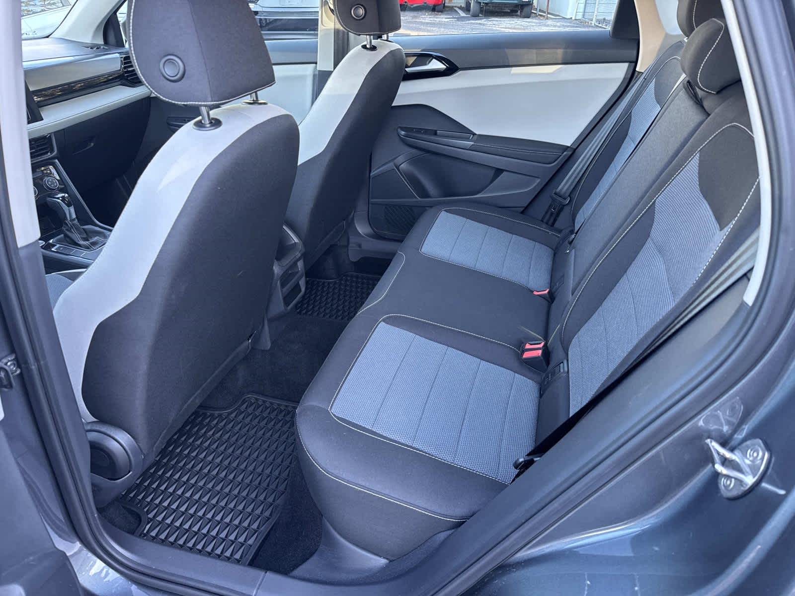 2025 Volkswagen Taos S