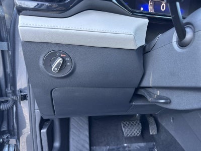 2025 Volkswagen Taos S