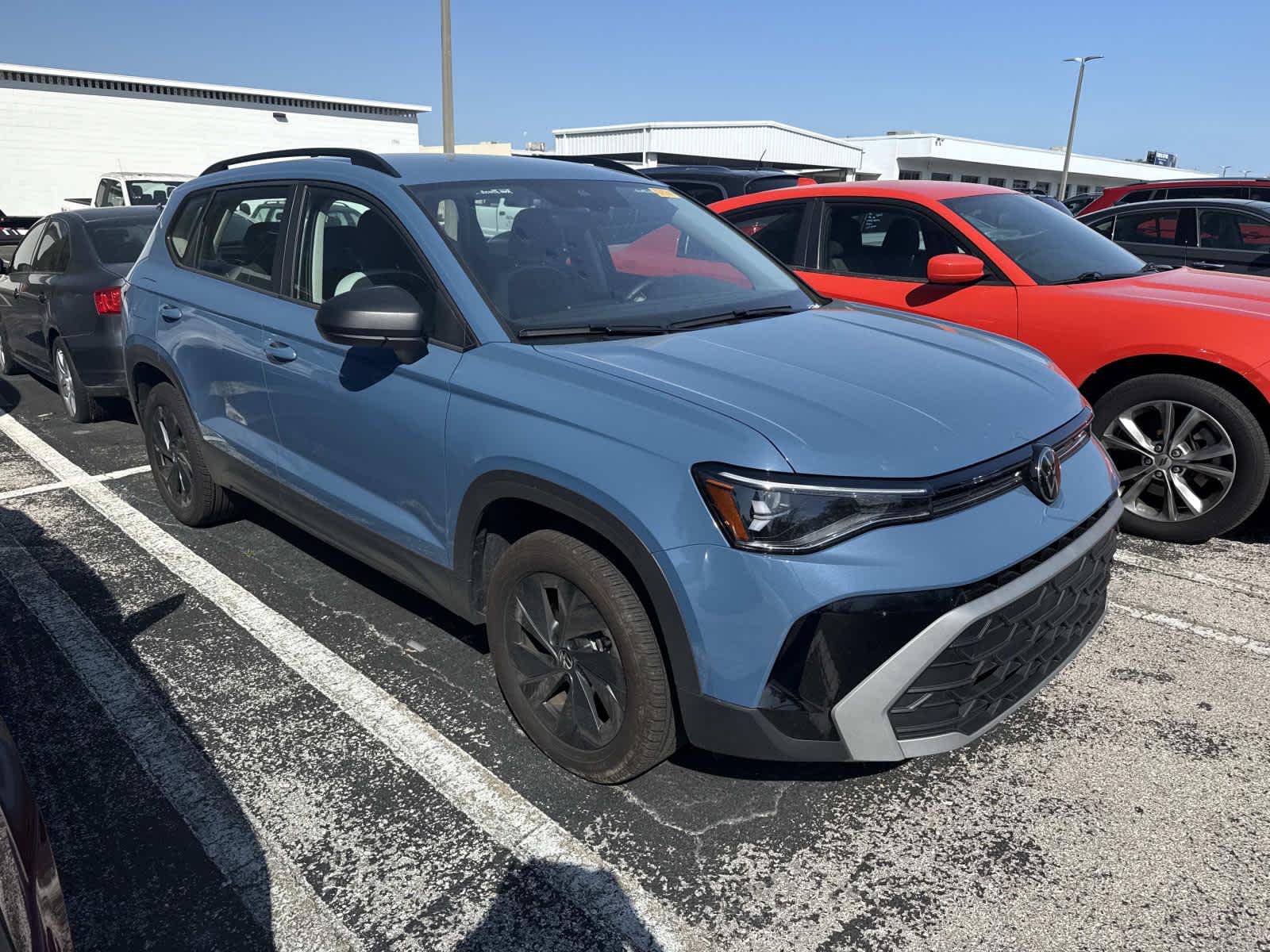 2025 Volkswagen Taos S