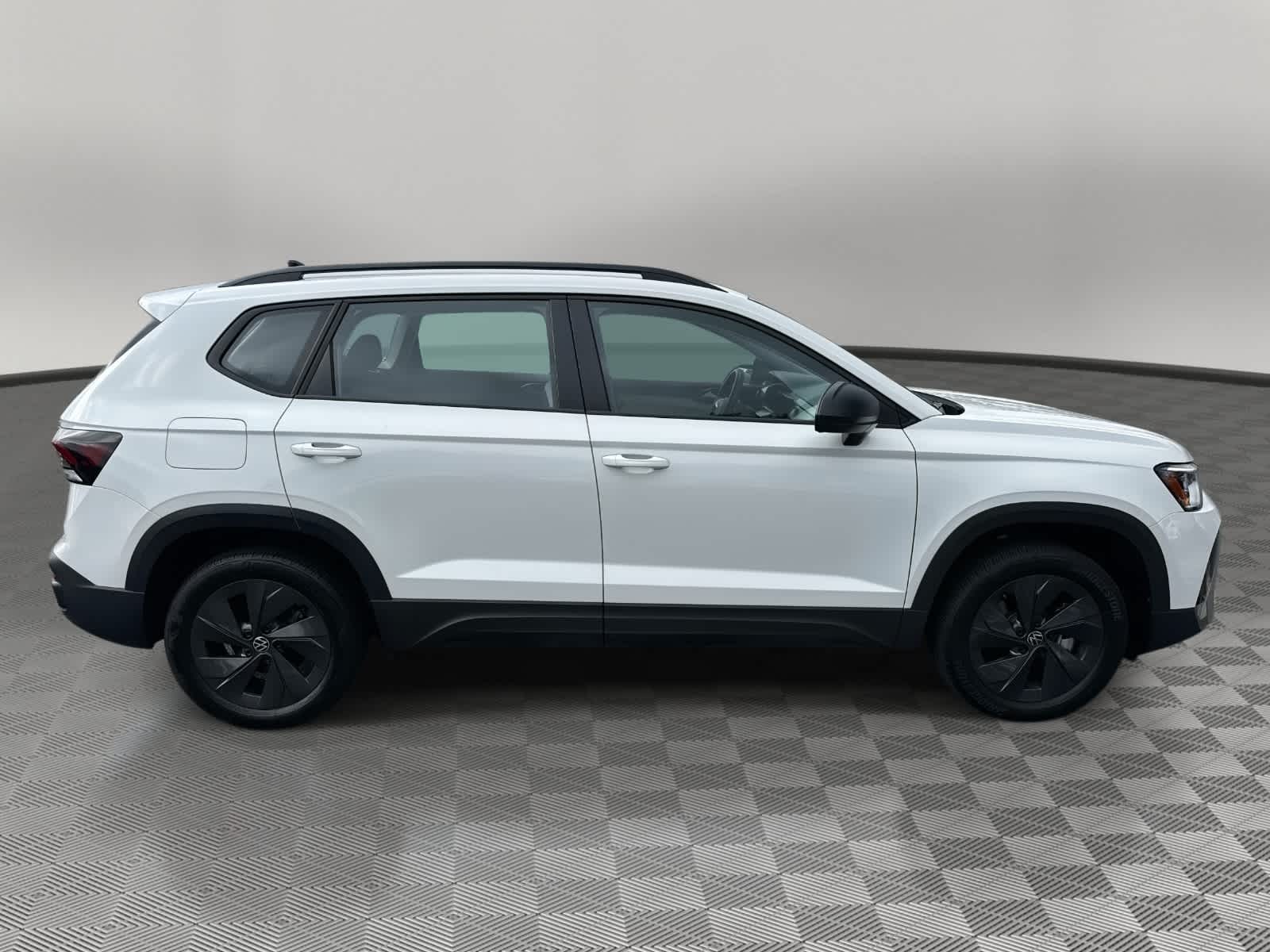 2025 Volkswagen Taos S