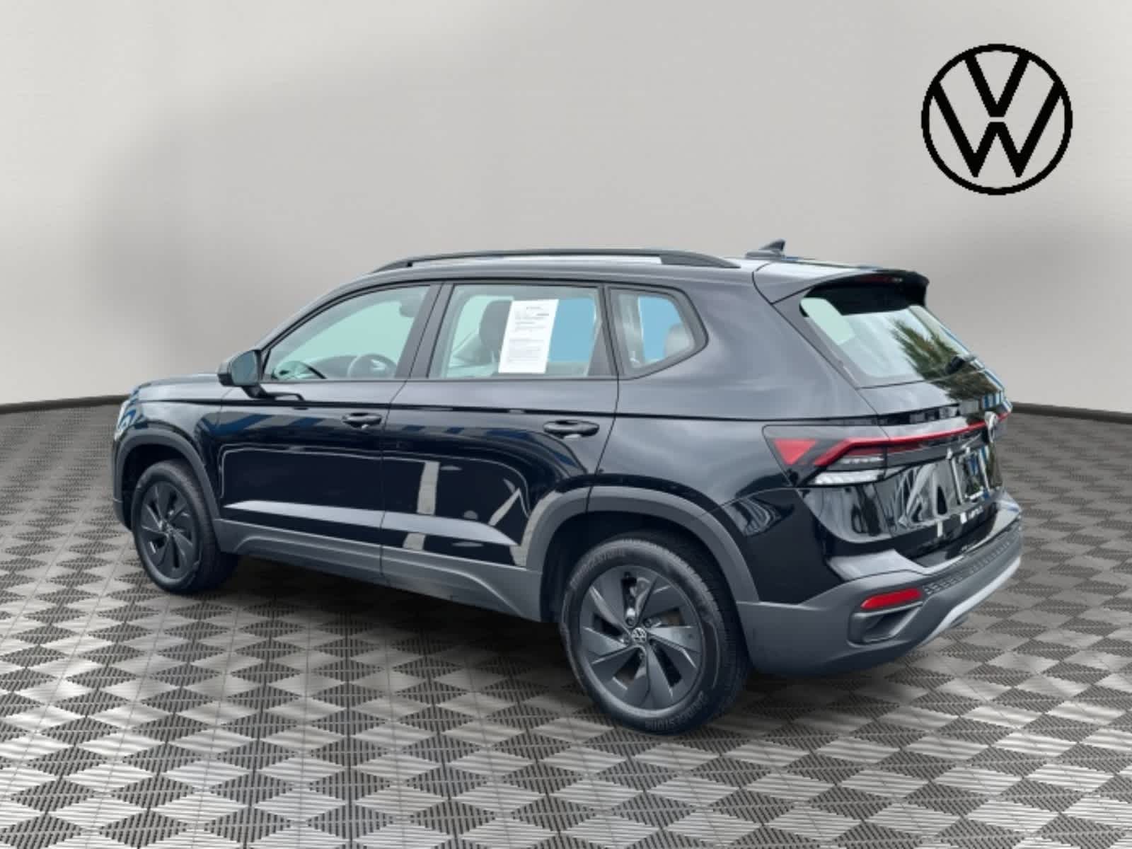 2025 Volkswagen Taos S