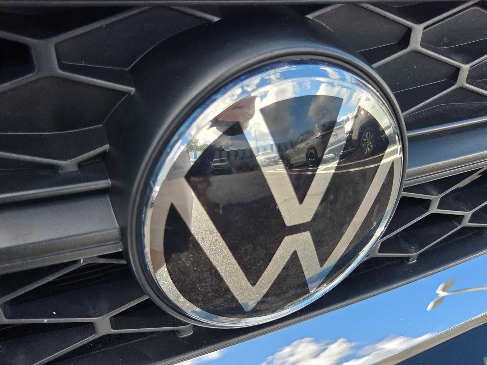 2024 Volkswagen Taos S