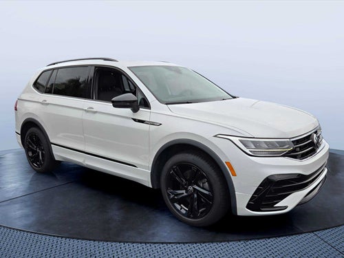 2023 Volkswagen Tiguan SE R-Line Black