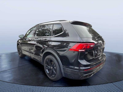 2023 Volkswagen Tiguan SE R-Line Black