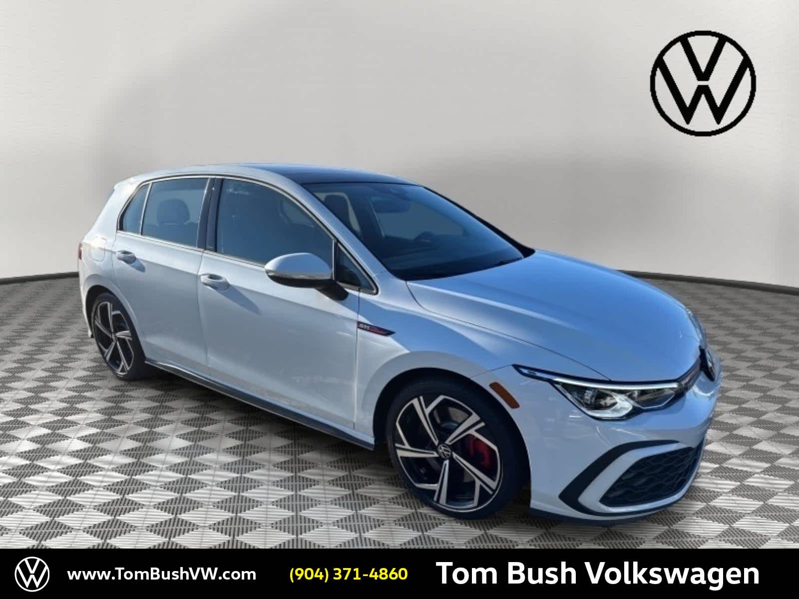 2024 Volkswagen Golf GTI SE