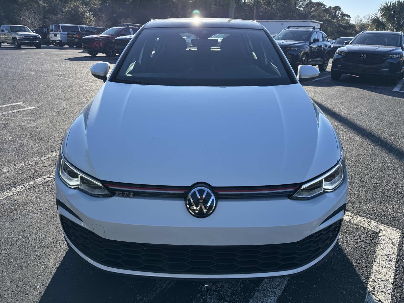 2024 Volkswagen Golf GTI SE